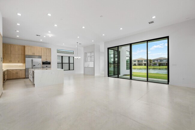 Building Photo - 9516 Riverside Pk Dr