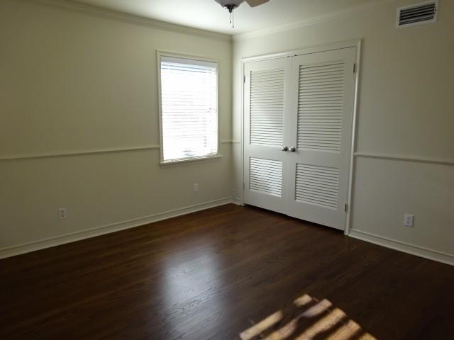 Building Photo - 6421 Lake Cir Dr