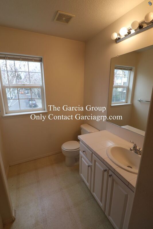 Building Photo - 6034 Northeast Birch Street