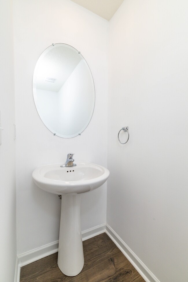 Building Photo - 228 Belle Ct