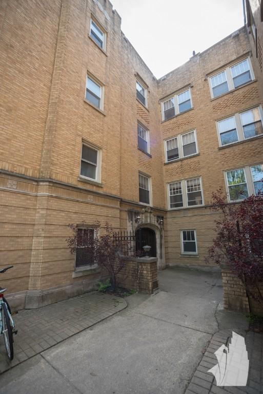 Building Photo - 5208 N Leavitt St