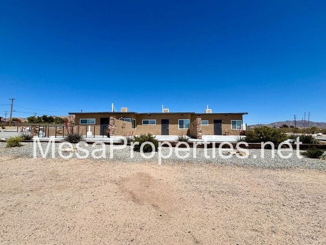 Building Photo - 26650 Josma Rd