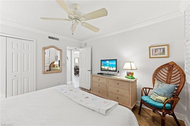 Building Photo - 9415 Gulf Shore Dr