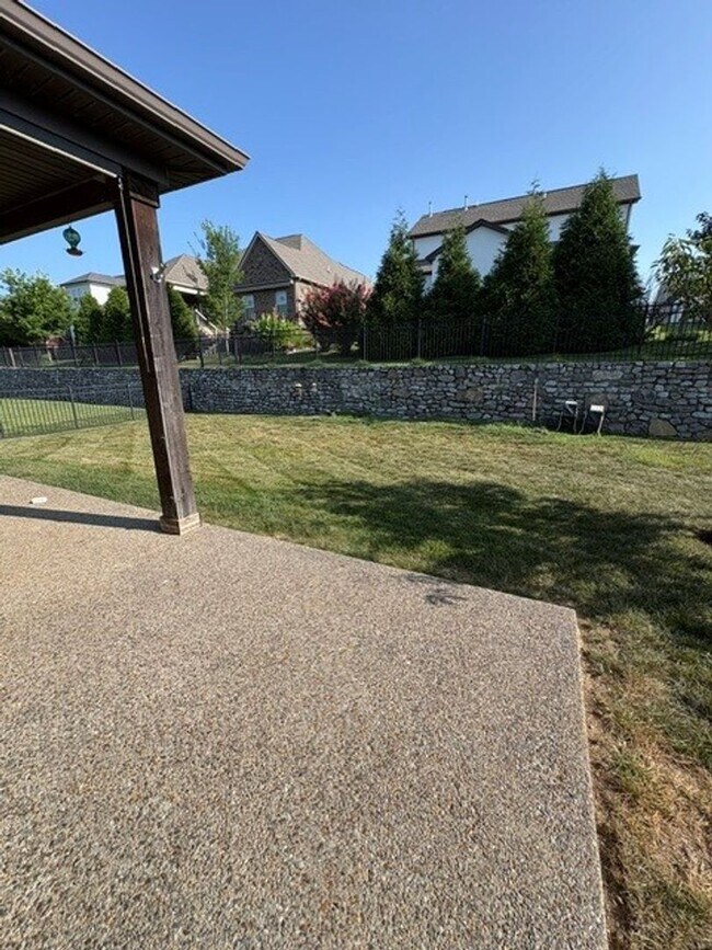 Building Photo - NOW AVAILABLE IN MILLSTONE!!