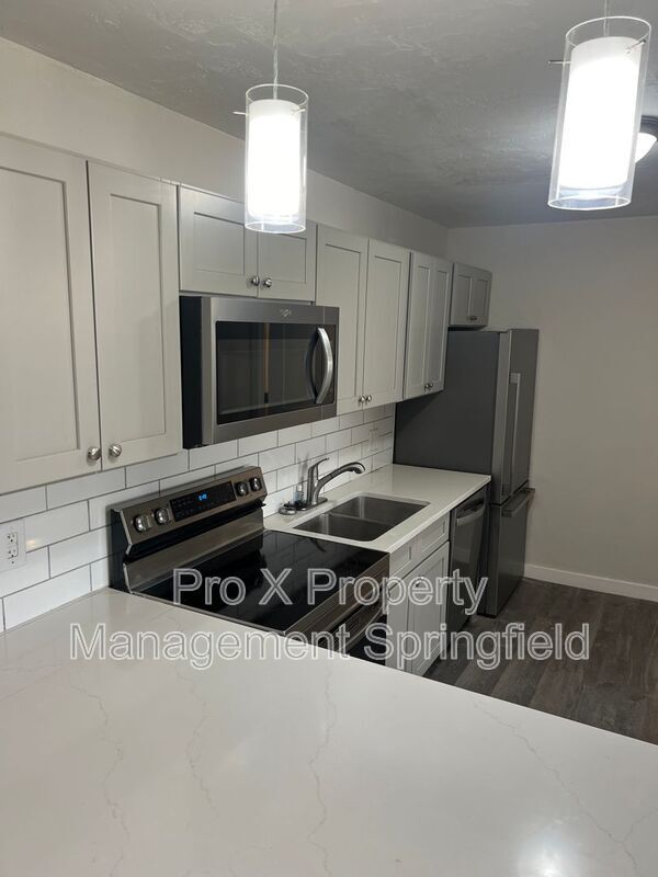 Building Photo - 1617 N Jefferson Ave