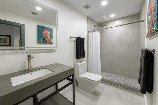 Building Photo - 926 NW 59th St