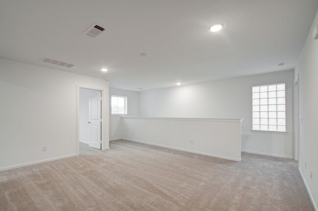 Building Photo - 10123 Clearwick St
