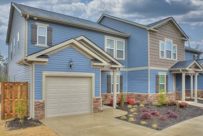 Building Photo - 710 Red Cedar Ct