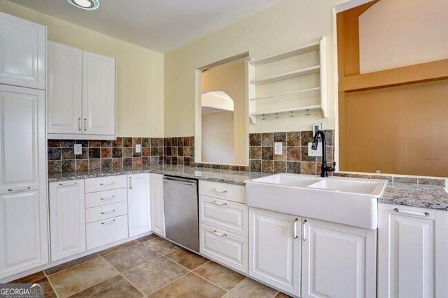 Building Photo - 3065 Brookwater Dr