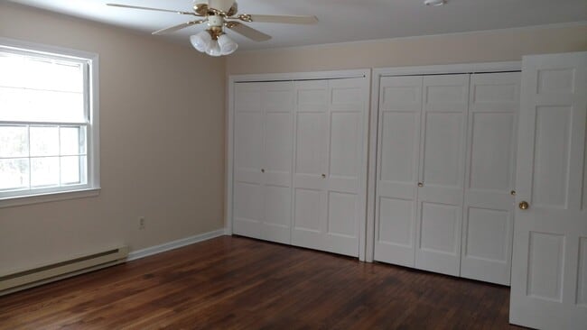 Building Photo - 631 Litchfield Tpke