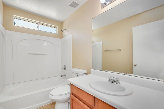 Building Photo - Gilbert rental