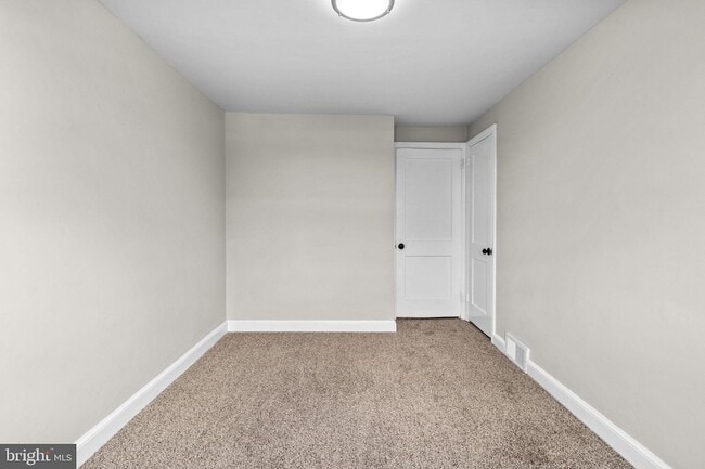 Building Photo - 1072 Tremont Dr