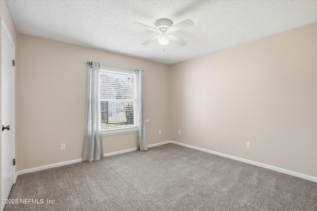 Building Photo - 4088 Laurelwood Dr