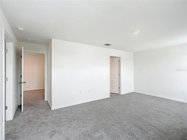 Building Photo - 8645 SW 45th Ct
