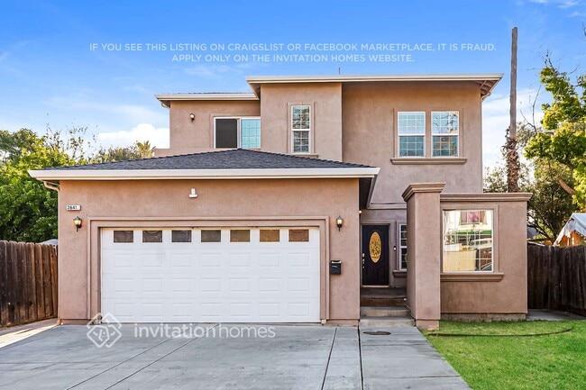 Building Photo - 2841 Sunset Ln