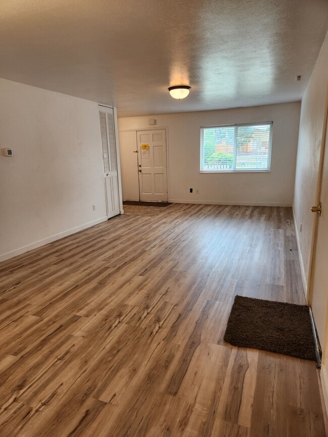 Building Photo - 4287 Deerfield Hills Rd