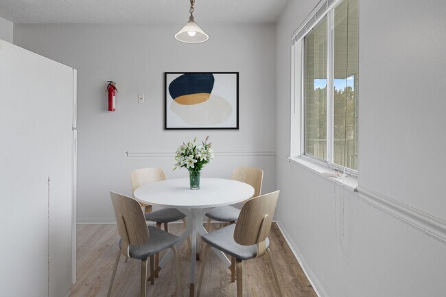 Building Photo - New Flooring