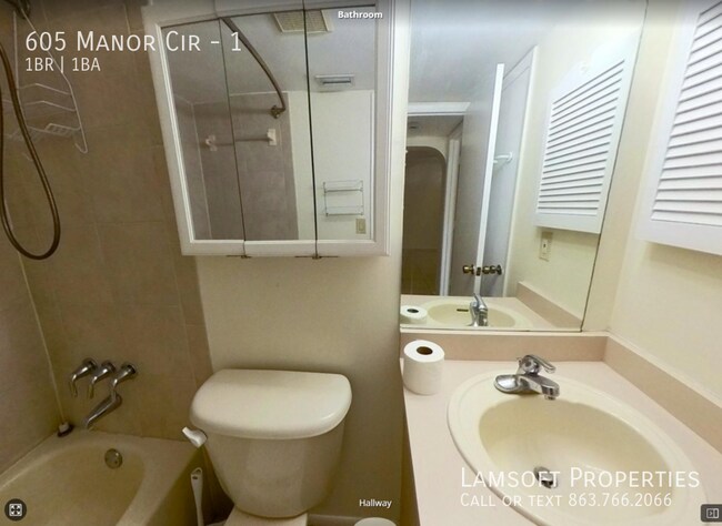Building Photo - 605 Manor Cir