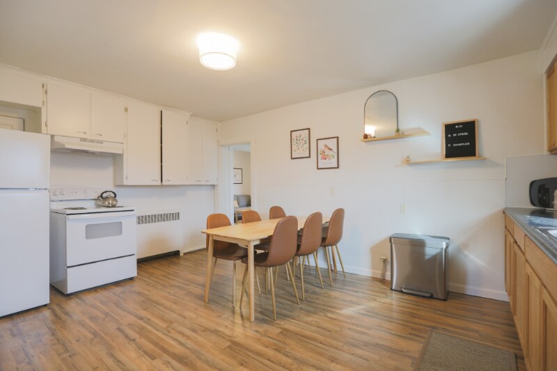 Building Photo - 58 E Spring St