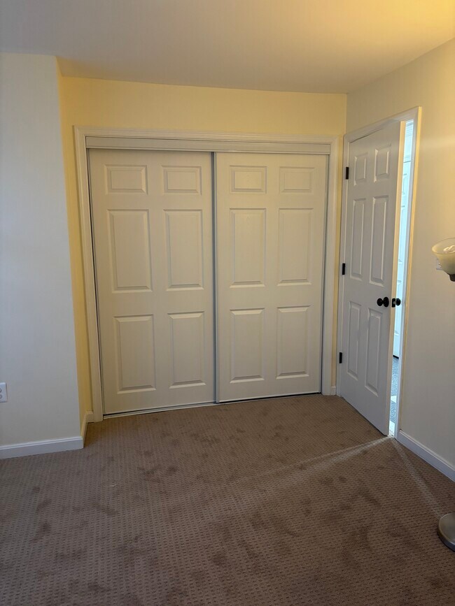 Building Photo - 4150 Crab Apple Ct