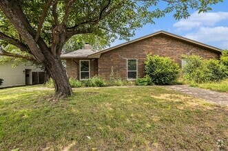 Building Photo - 11349 Quail Run St