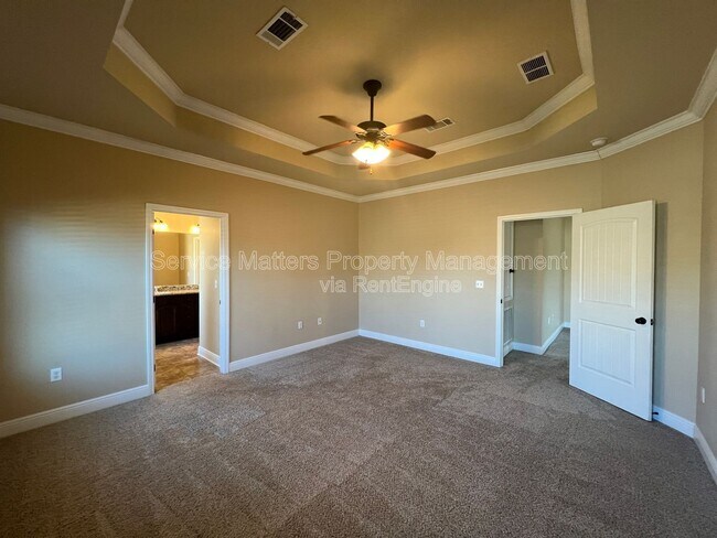 Building Photo - 5951 Palermo Dr