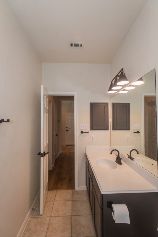 Building Photo - 137 Conway Castle Dr