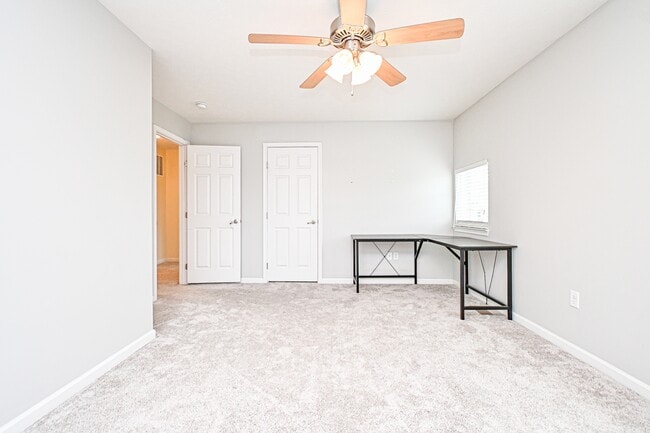 Building Photo - 8453 Forest Valley Dr