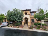Building Photo - 2713 Cyrano St