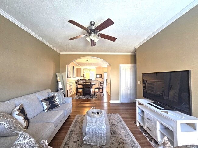 Building Photo - 1413 Leigh Ct