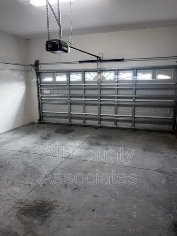 Building Photo - 12147 Putter Green Ct