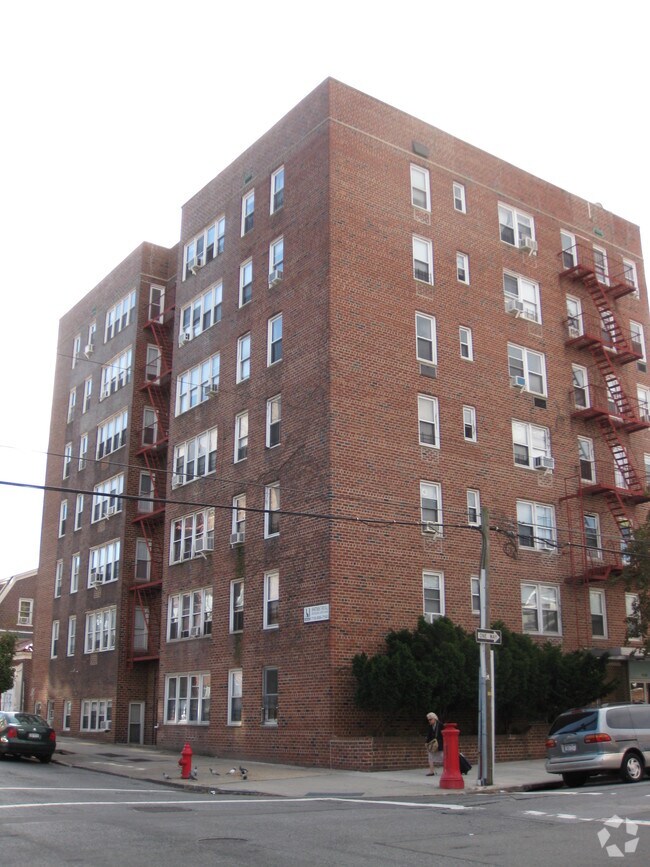 Building Photo - 4105 74th St