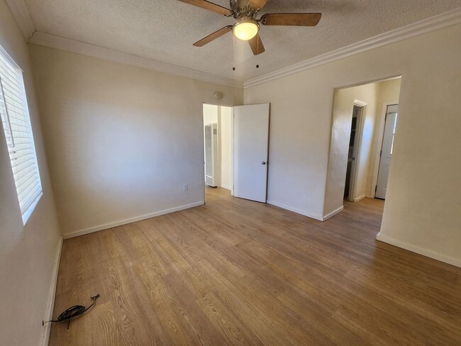 Building Photo - 6688 Split Rock Ave