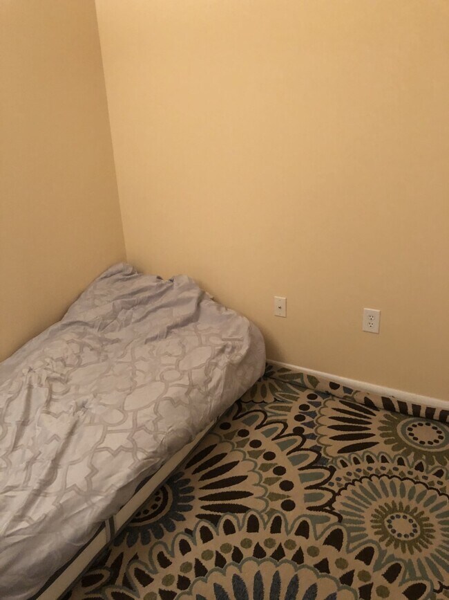 Building Photo - 350 G St SW