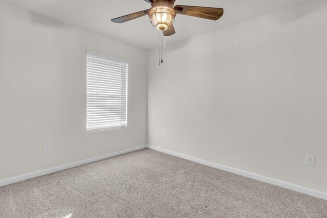 Building Photo - 3021 Jane Ln