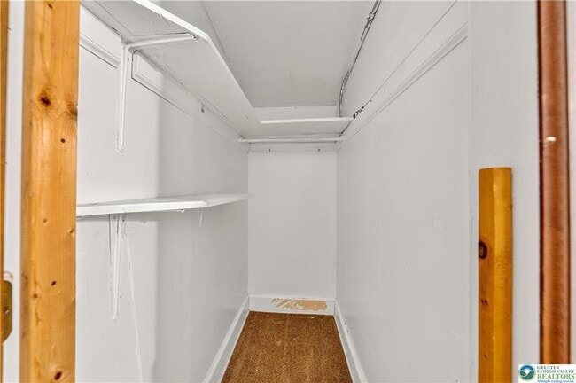 Building Photo - 521 N Lumber St