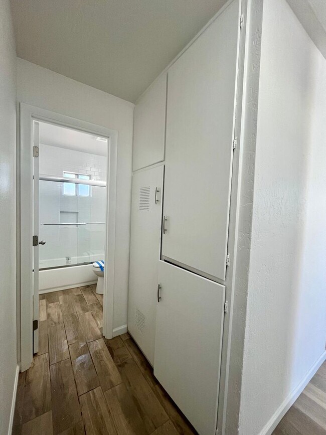 Building Photo - 3543-3545 Clairemont Mesa Blvd