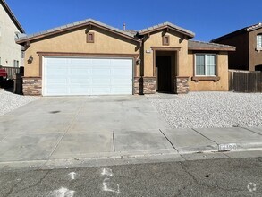 Building Photo - Hesperia- 3 Bedrooms, 2 bathrooms, New pai...