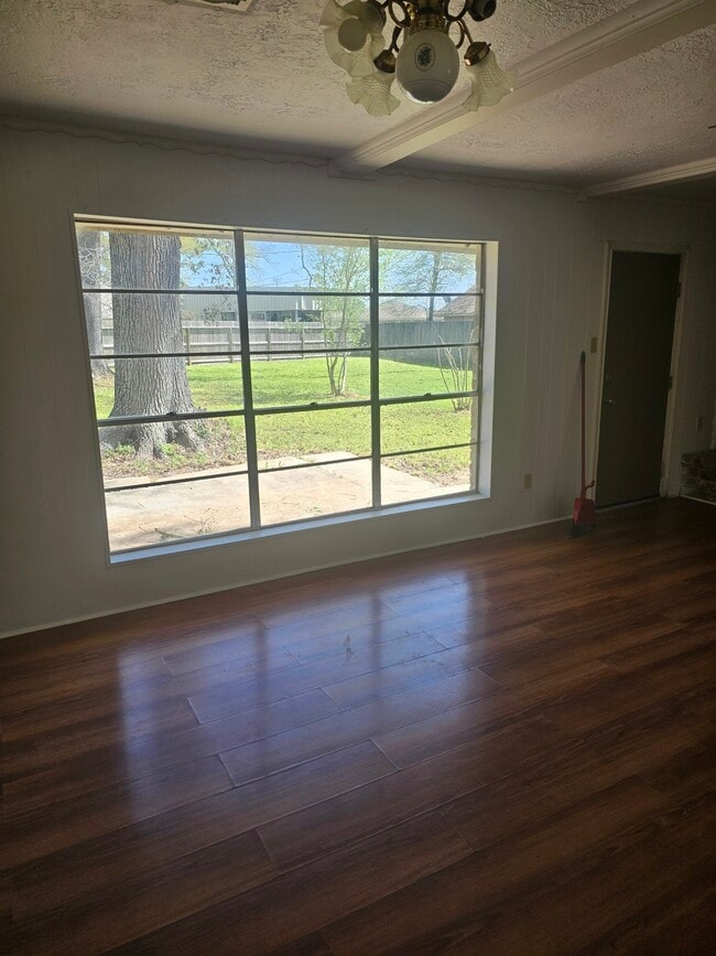 Building Photo - 24606 Green Moss Dr