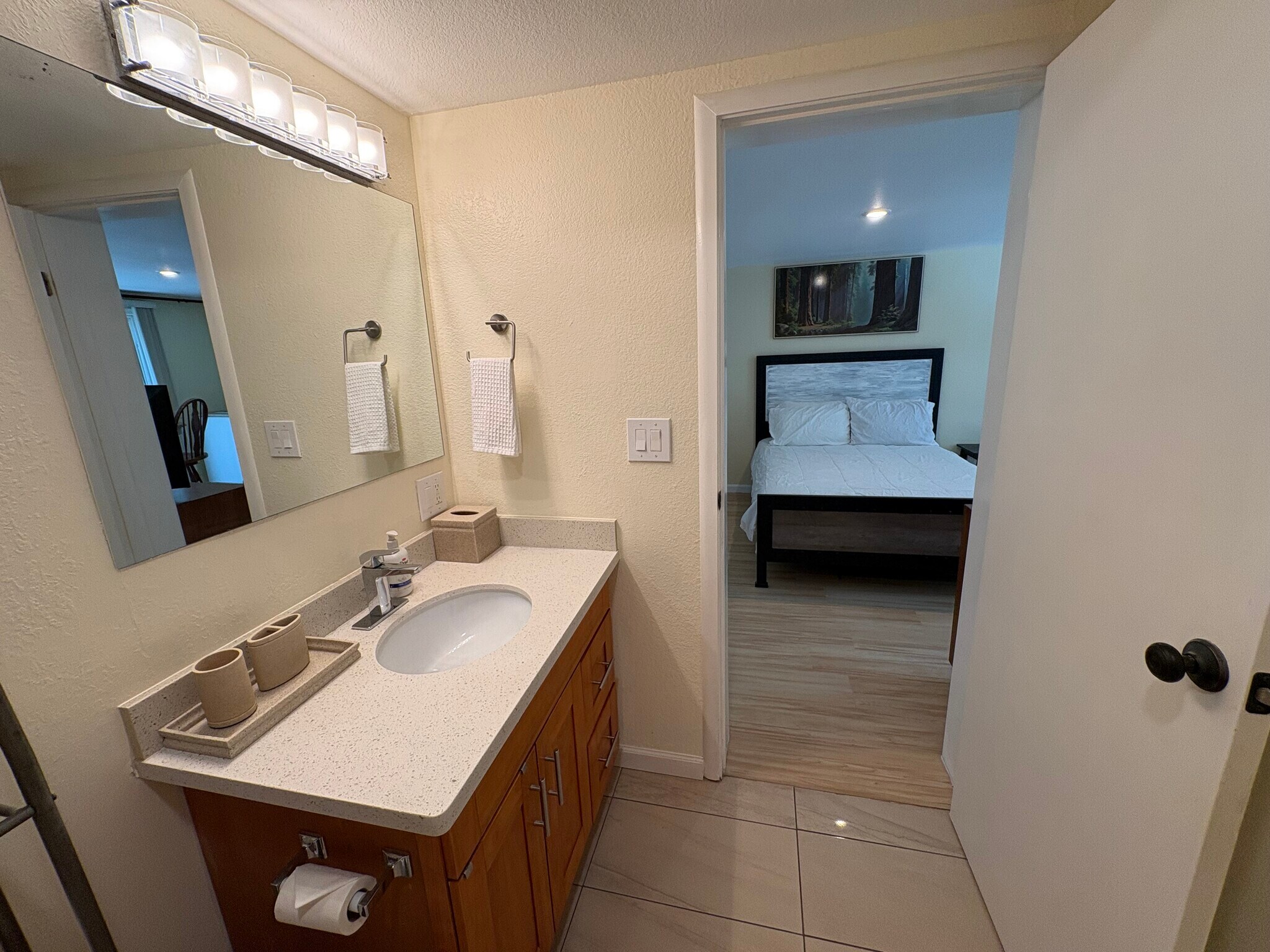 Building Photo - 4 Miramar Ave