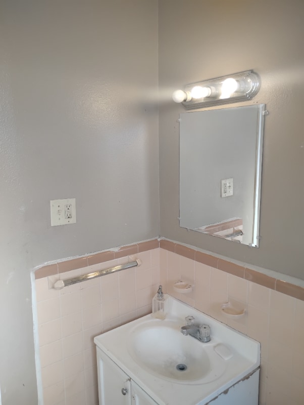 Building Photo - 3012 Louisiana Ave Pkwy