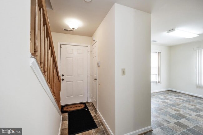 Building Photo - 4429 Blue Heron Way