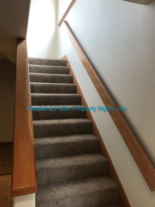 Building Photo - Unique Yacht Harbor 3bed/2bath Home with S...