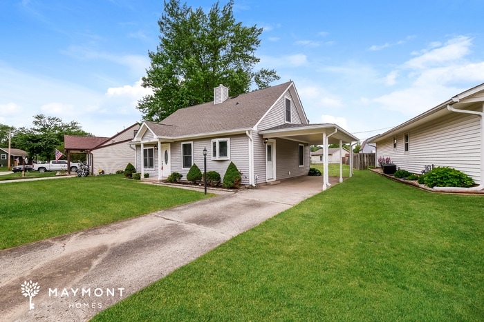 Building Photo - 720 Meadow Ln