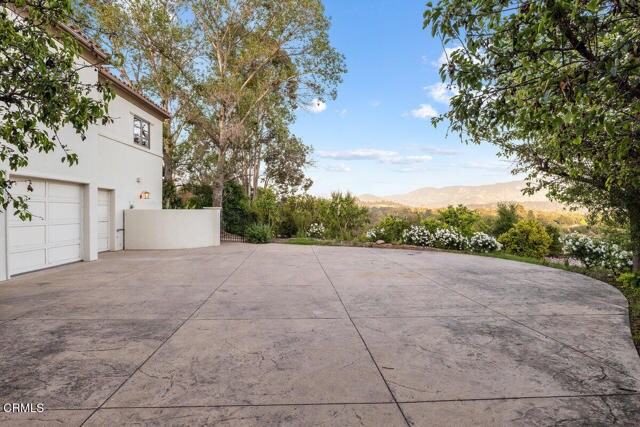 Building Photo - 12986 MacDonald Dr