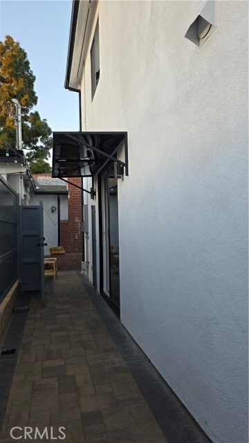 Building Photo - 18222 Chatsworth St