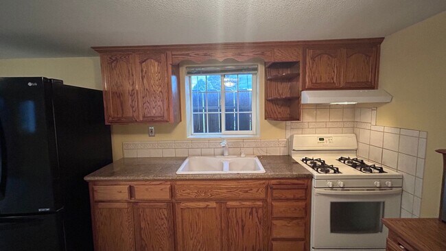 Building Photo - 1404 Teresa St