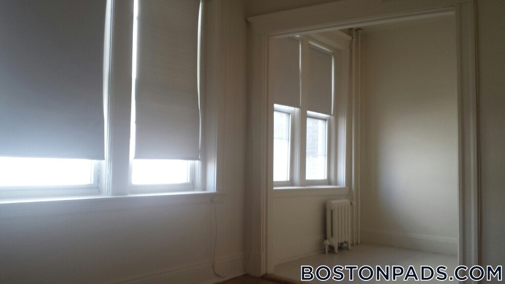 Building Photo - 1163 Boylston St