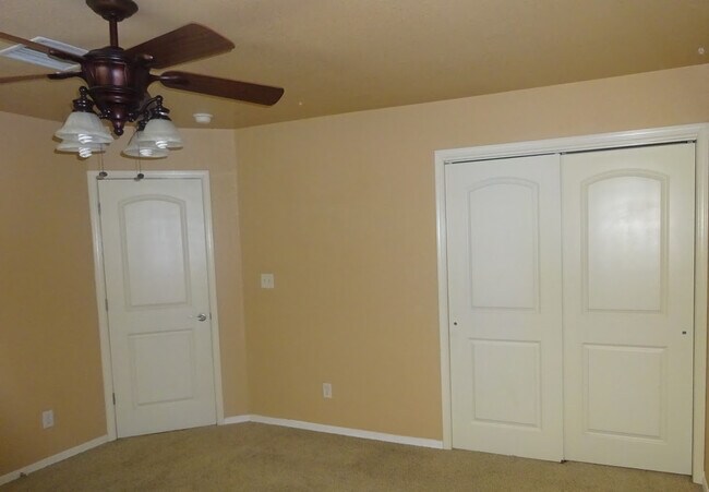 Building Photo - 4056 Tibuni Pl