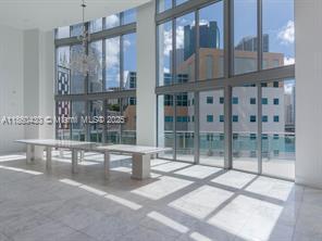 Building Photo - 350 S Miami Ave